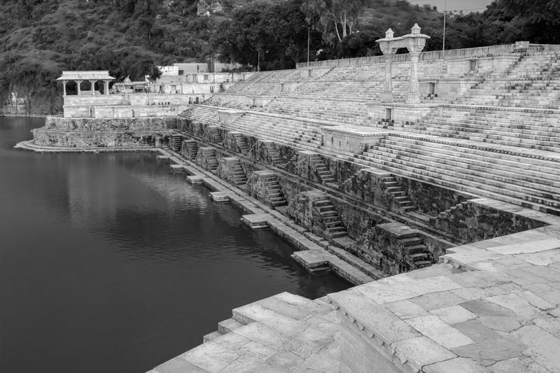 A view of 'nauchowki' at Rajsamand Lake, depicting six out of the nine levels of staircases